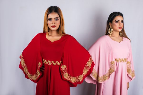 Découvrez l'élégance des caftans à caftania paris